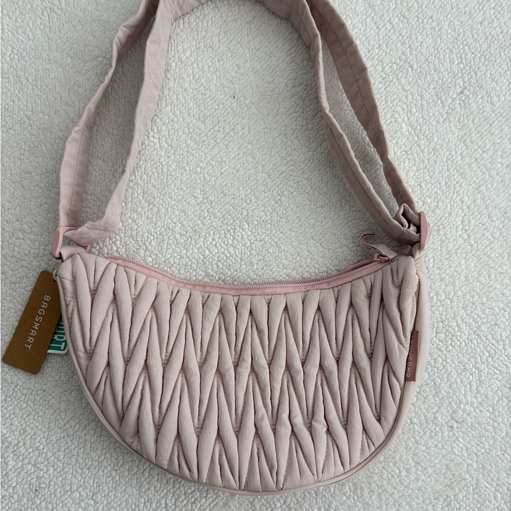 Béis Quilted Crossbody Bag in Blush Pink